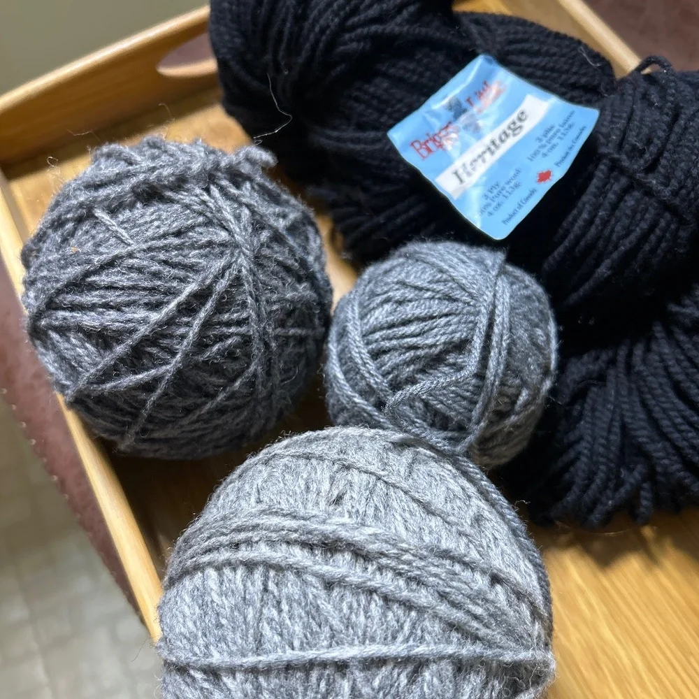 HERITAGE – 100% Wool - Picture 4 of 4